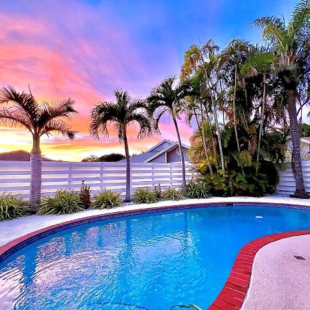 Kendall Keys Oasis Home W/ Pool, Theater & Arcade Miami Luaran gambar