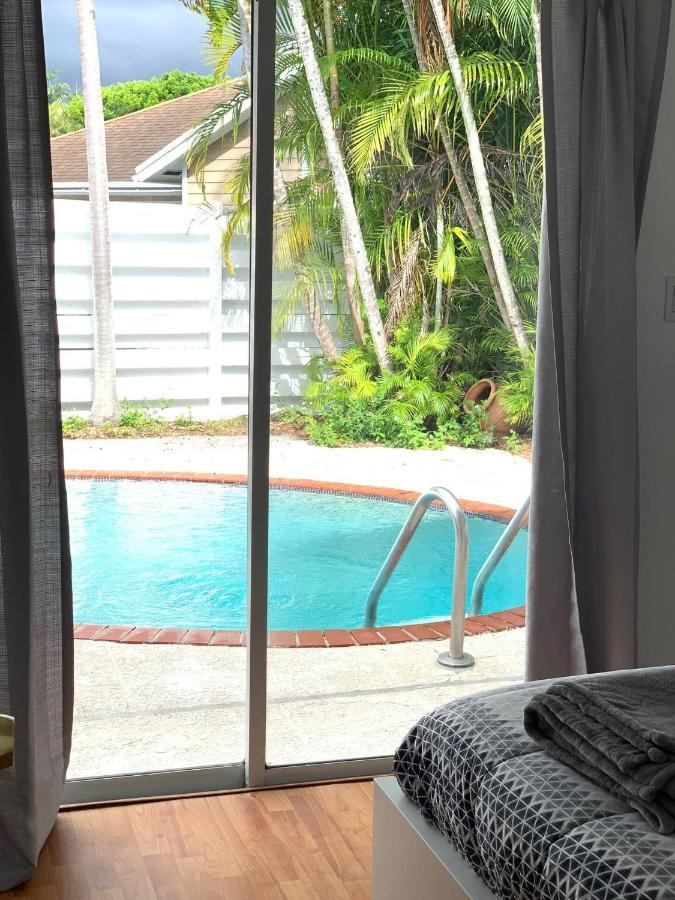 Kendall Keys Oasis Home W/ Pool, Theater & Arcade Miami Luaran gambar
