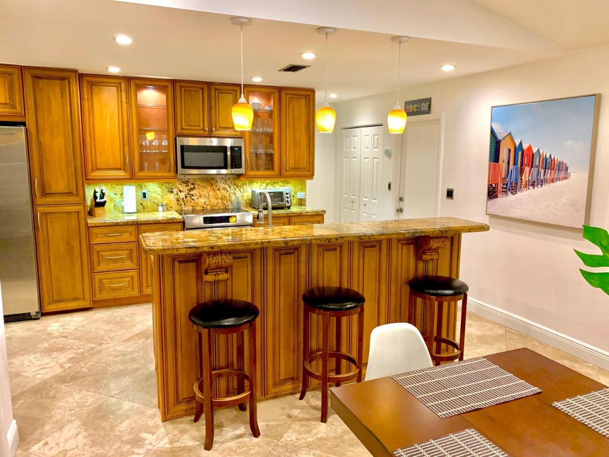 Kendall Keys Oasis Home W/ Pool, Theater & Arcade Miami Luaran gambar