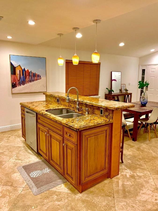 Kendall Keys Oasis Home W/ Pool, Theater & Arcade Miami Luaran gambar