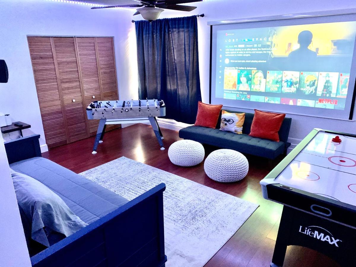 Kendall Keys Oasis Home W/ Pool, Theater & Arcade Miami Luaran gambar